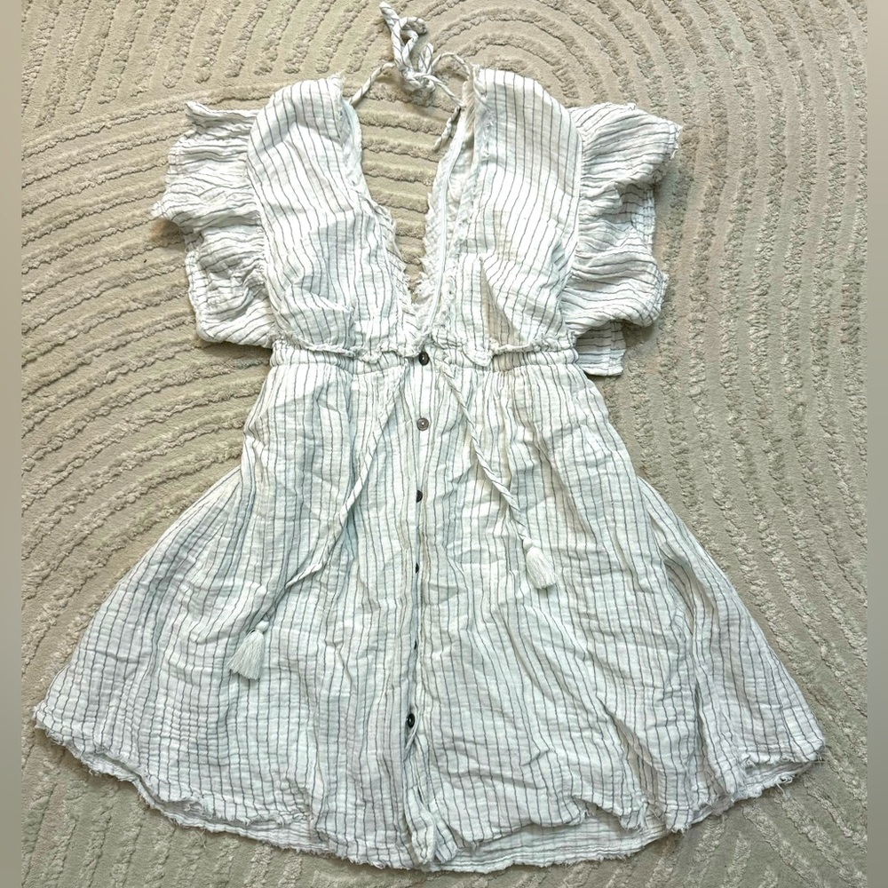 Aakaa Short White Striped Dress